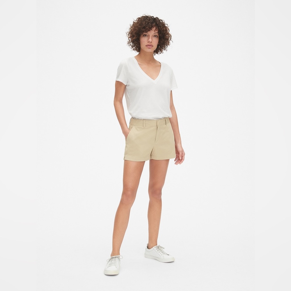 💛GAP 3” Shorts/ Chino Shorts Tan Sand NWOT, Size 4